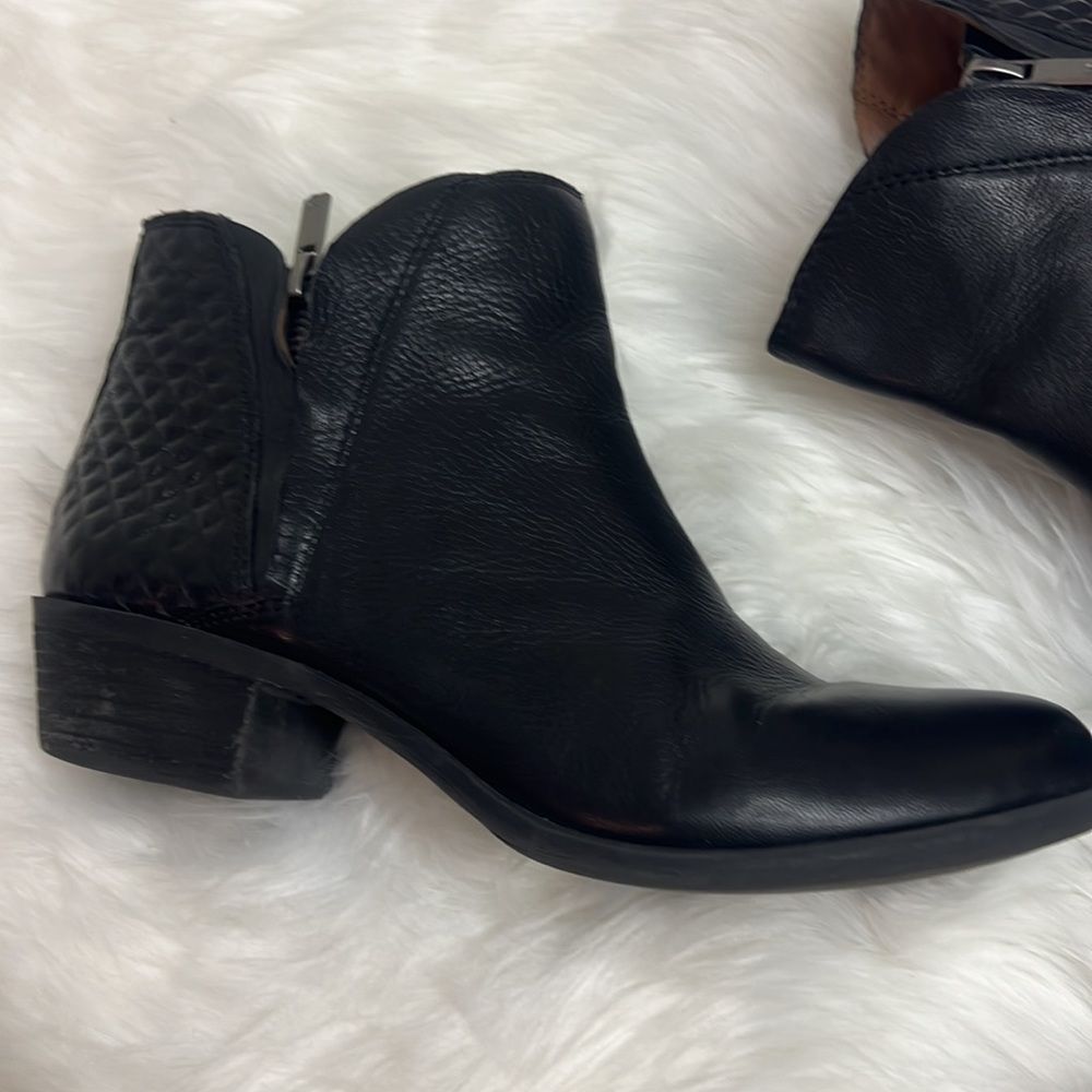 Lucky Brand Womens Black Ankle Boots Size 7.5M - Picture 4 of 9